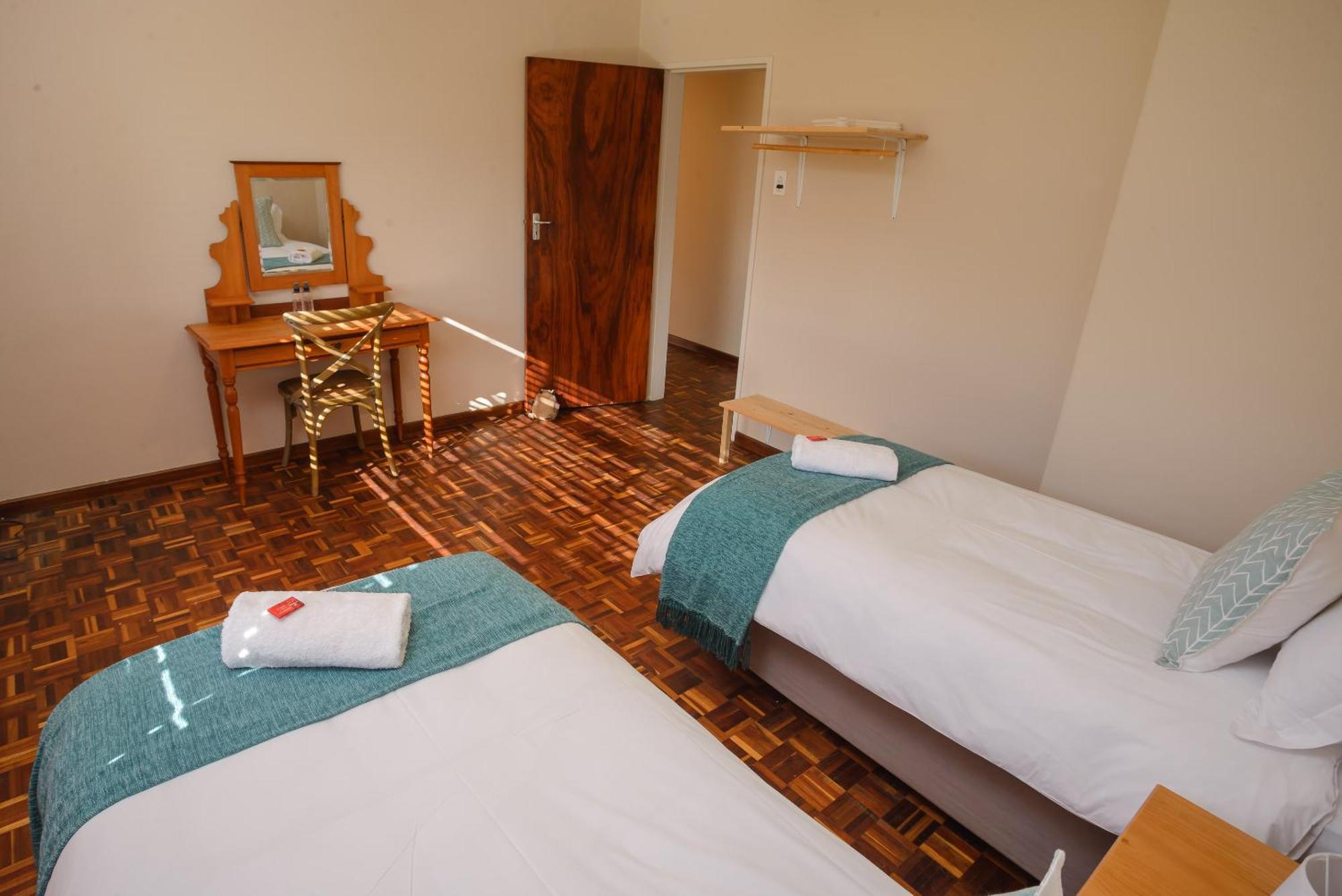 Oorvloed Guesthouse Swellendam Esterno foto
