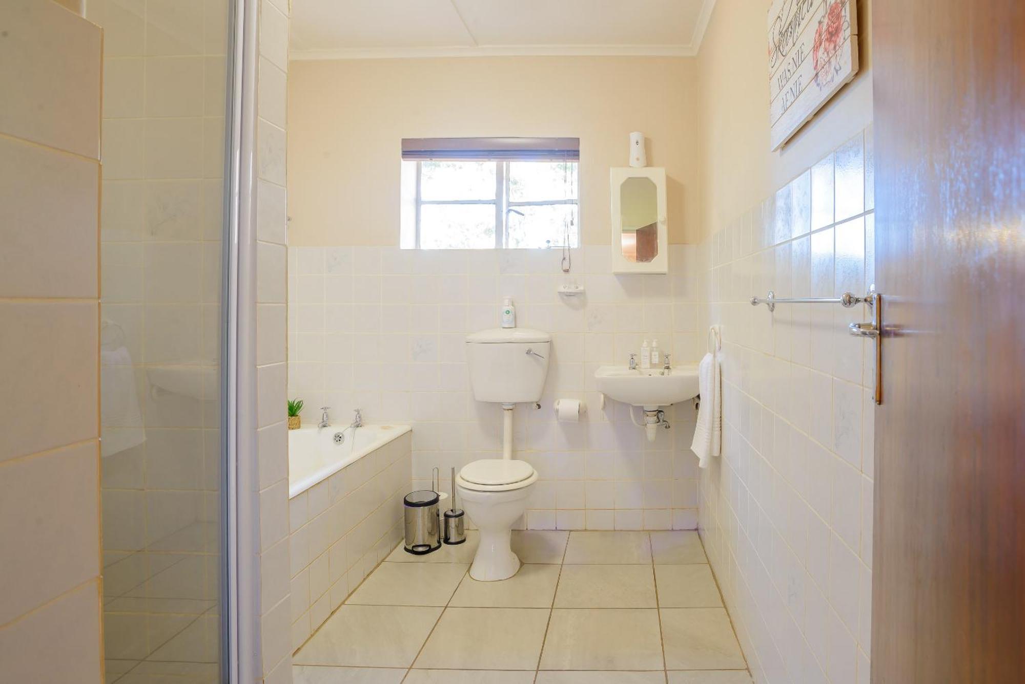 Oorvloed Guesthouse Swellendam Esterno foto